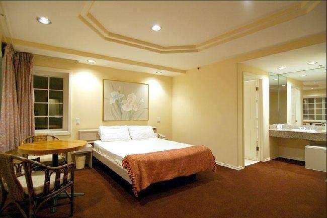 Hotel Wilshire Crest Los Angeles
