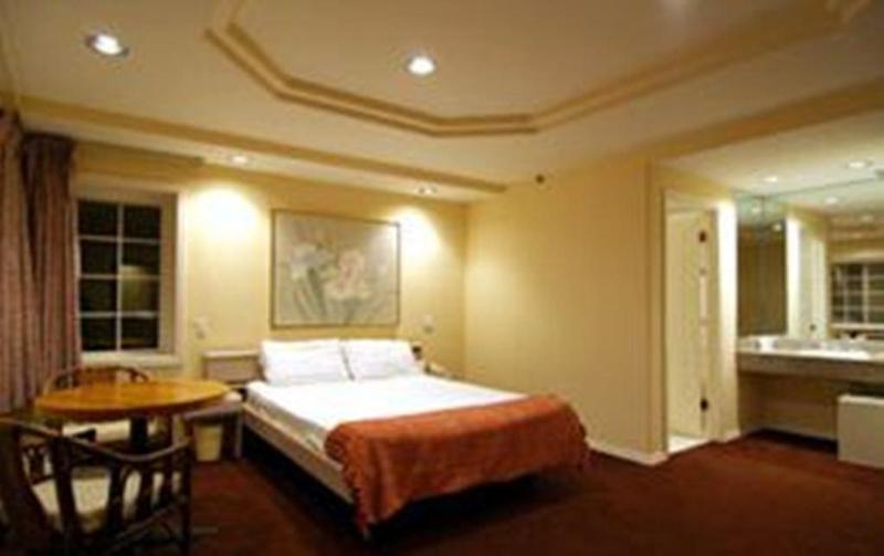 Hotel Wilshire Crest Los Angeles