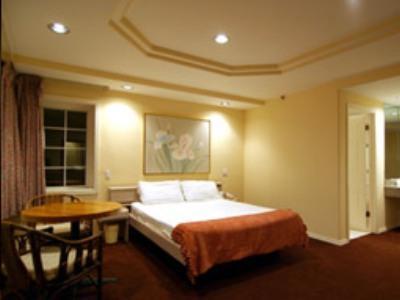 Hotel Wilshire Crest